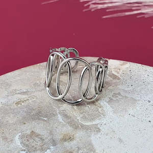 Rings: Twisted Ovals Adjustable Ring - Silver