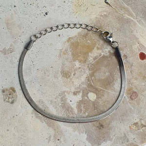 Bracelets: Snake Chain Bracelet