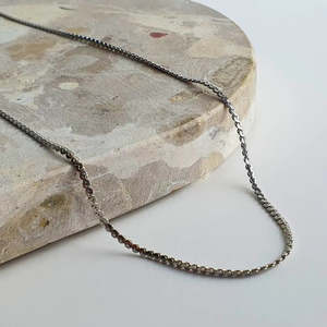 Delicate Twist Chain Necklace - Silver