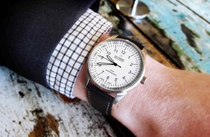 Products: Men’s Watches