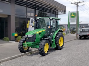John Deere 5090R