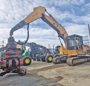 Forestry: Caterpillar 330D