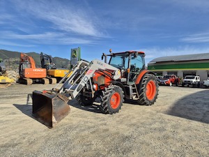 Tractors: Kubota M135GX