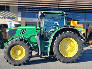 John Deere 6190R