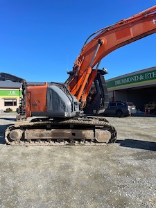 Construction: Hitachi ZX225US-3