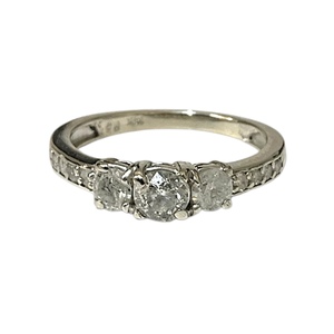 Products: 0.40CT Diamond ring in 14KT White Gold - Dollar Dealers