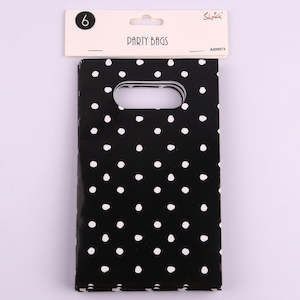 Luxe Black: Black Party Bags 6PK