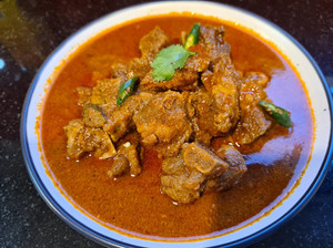 Lamb Xacutti Dona Lou's