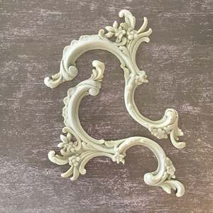 Scrolls Efex Mouldings: Scroll - SC48 Large Ornate Rococo Style