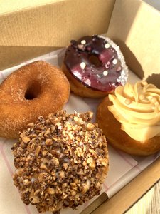 Products: Doughnut Box - Mixed 4pk - Dough Bakery