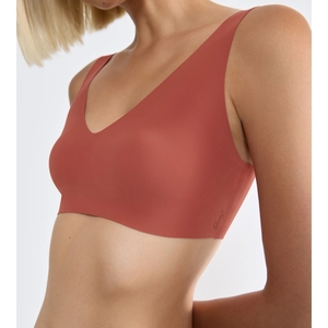 Products: Triumph Sloggi ZERO Feel 2.0 Bralette