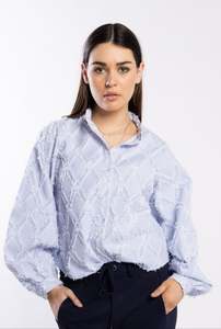 Home Sneak Peek: 8043 - Fray Shirt - Blue Stripe