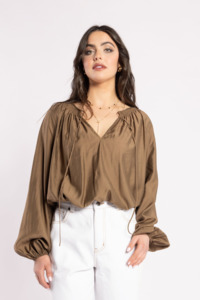 Tops Blouses Camis Tees: 1340 - Ca Va Blouse - Coffee