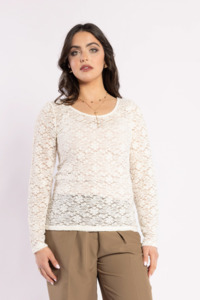 1303 - Fav Layer Top - Creme