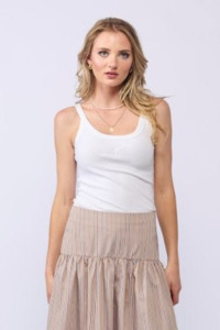 Tops Blouses Camis Tees: 1129 - LOGO - Ruby Rib - White
