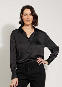 Auckland: 8013 - It's Her Shirt - Black