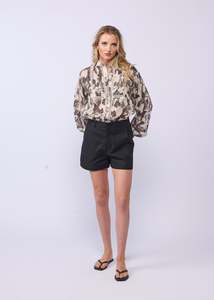 Pants: 7024 Co op Short - Black