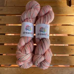 Clayton: Seashell Pearl