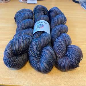 Speciality Yarns: Lady Grey (Merino/Silk)