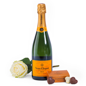 Veuve Clicquot Ponsardin Yellow Label Brut Champagne 750ml
