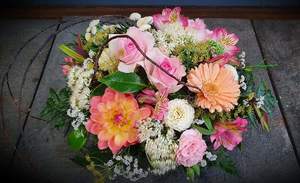 Arrangements: Pretty Posy bowl