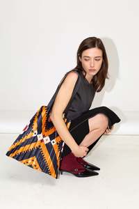 Multitudes: Multitudes Alghero Tote Bag