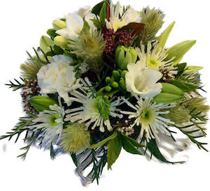 Arrangement: Classic posy