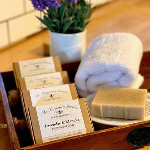 The Forgotten Garden: Manuka Honey Soap