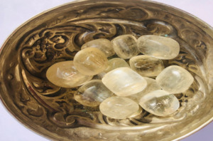 honey calcite