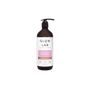 Hair: Smoothing Shampoo
