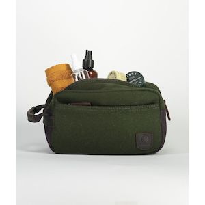 Swanndri Island Bay Wash Bag