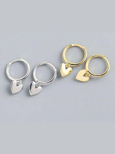 Accessories: Twigg Love Heart Huggies - Gold