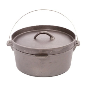 Hunter and Gather Pre Seasoned 9QT Camp Oven