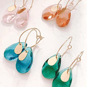 Accessories: Twigg Austrian Crystal Droplet Earrings - Amber Gold