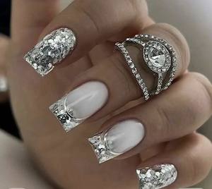 Easy Glam Diamond Dipped Quick Nails