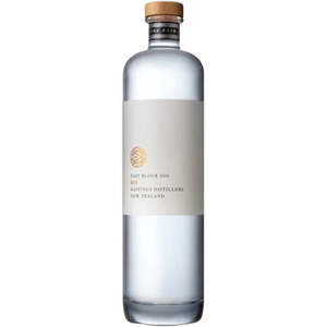 Hastings Distillers East Block 200 Organic Gin 700ml