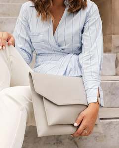 ACCESSORIES (WEB): BEX LAPTOP CASE LIGHT GREY