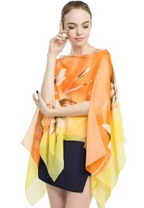 BEACH SHAWL PEARL BUTTON COVER UP