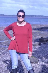 WOMEN'S 100% MERINO WOOL (210) A-LINE SCOOP LONG SLEEVE TOP EMBER