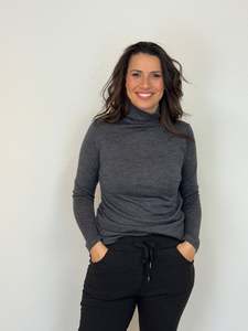 WOMEN'S 100% MERINO WOOL (210) LONG SLEEVE HIGH NECK TOP CHARCOAL EBAS515