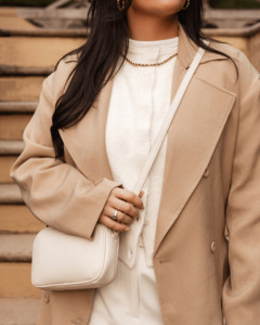 Louenhide: BIANCA CROSSBODY BAG VANILLA