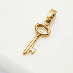Zafino Jewellery: KEY CHARM - GOLD