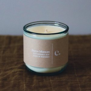 Products: Flores Blancas Soy Candle Online Ecológica candle co