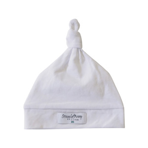 Snuggle Hunny Kids Beanies: Knotted Beanie : White