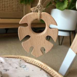 Wooden Teether/Playgym Toy : Monstera Leaf