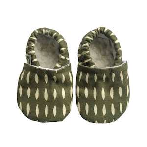 Baby Booties And Slippers: Baby Booties : Olive Grove