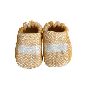 Baby Booties And Slippers: Vintage Wool Booties 0-6Mth: Gold