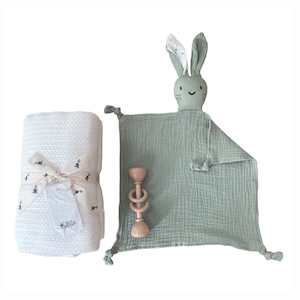 Gift Boxes 100 150: Gift Box : Natural Cot Blanket & Sage Bunny Comforter