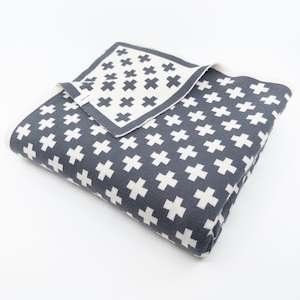 Maxi Throw: Organic Cotton Throw - Graphite