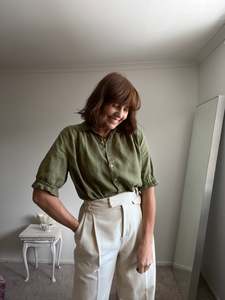 Women Men: MAX linen shirt RRP$129 (12-14)